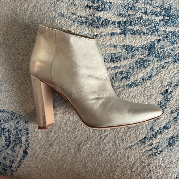 Manolo Blahnik Gold Metallic Boots - Picture 9 of 11